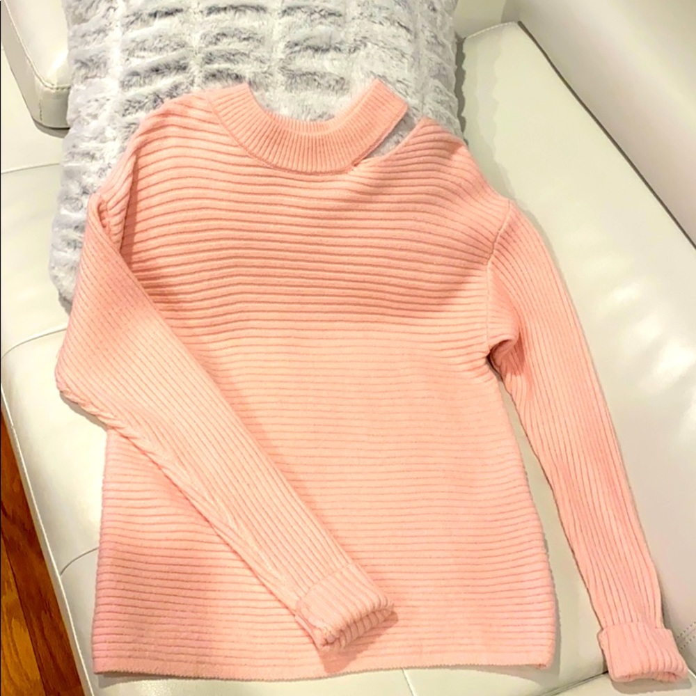 New Pink Rib Shoulder Slit Sweater. Size S